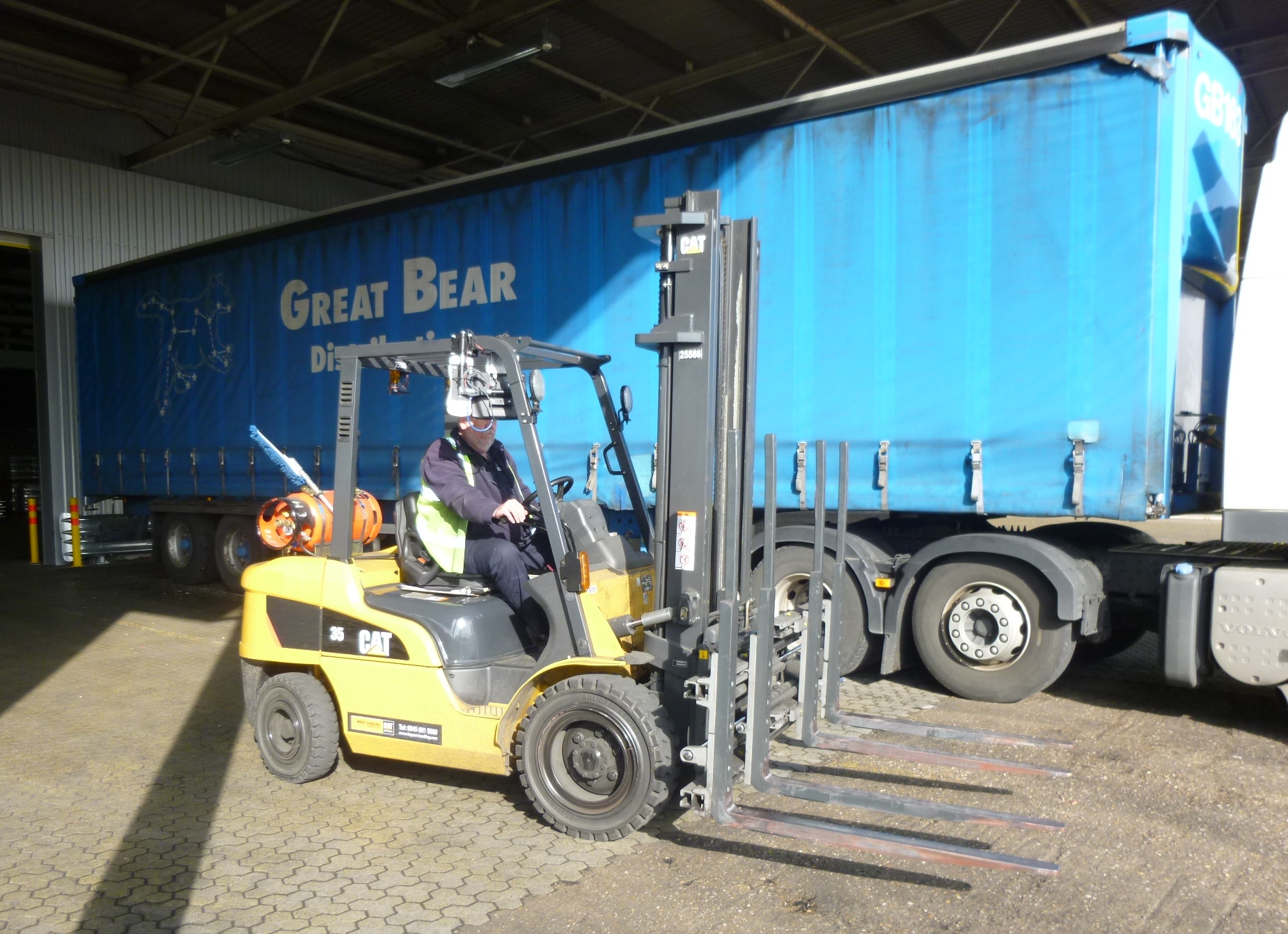 Kaup Double Pallet Handler attachment from B&B Attachments