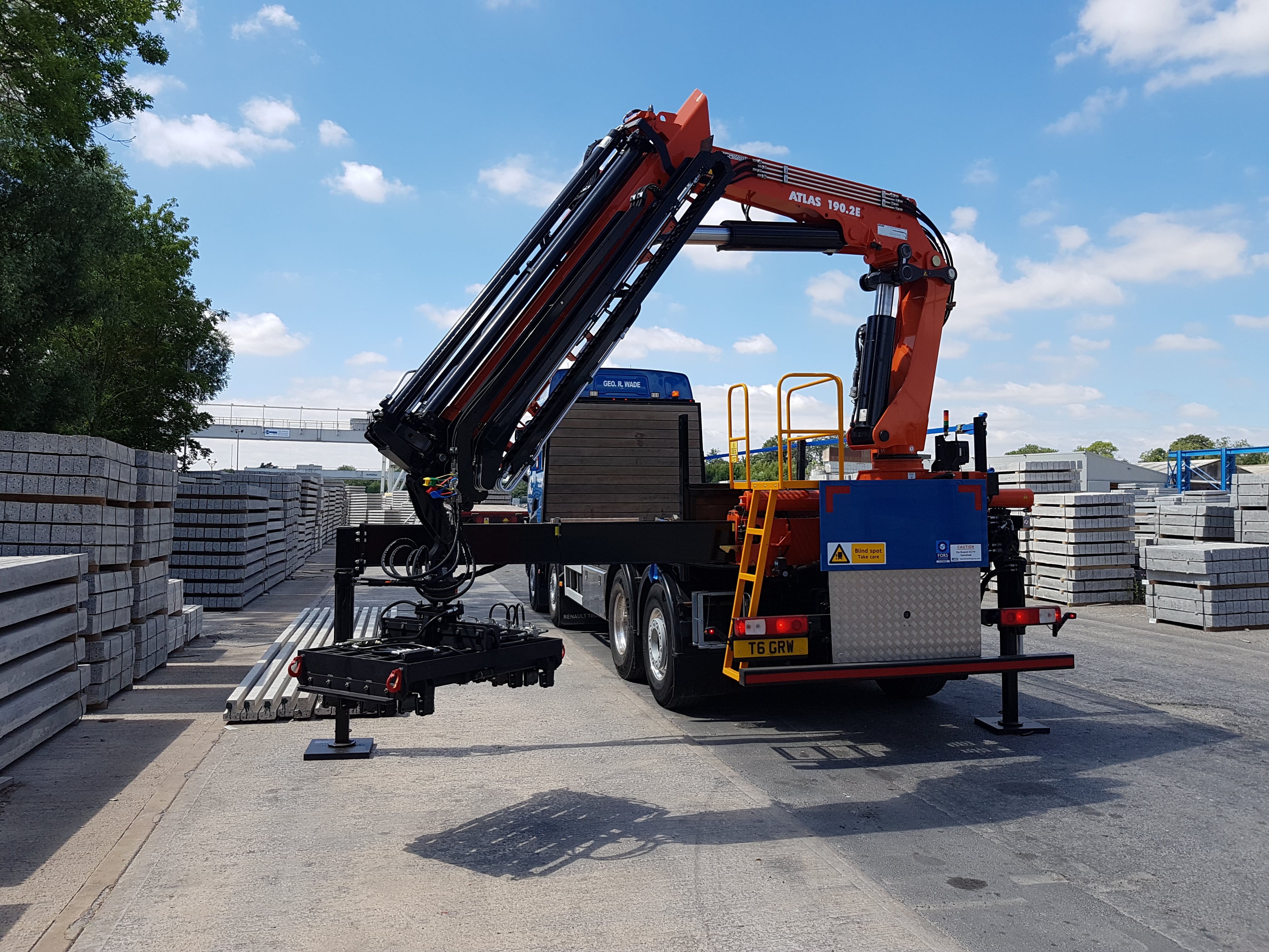 B&B Attachments Provides Handling Solutions for G.R Wade & Son Limited